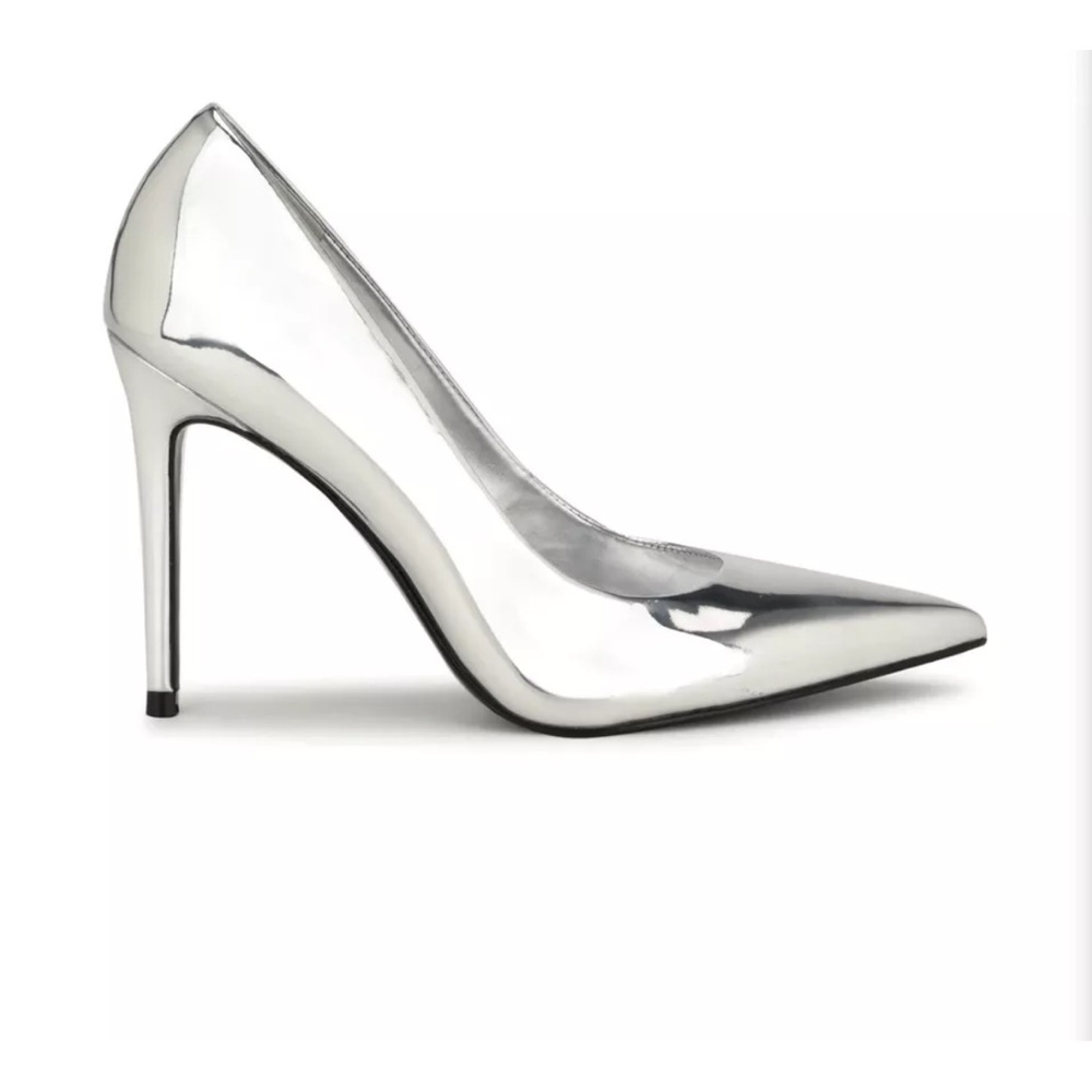 Nine West Fresh Pointy Toe Pumps Womens Silver 6.5 New in Box
